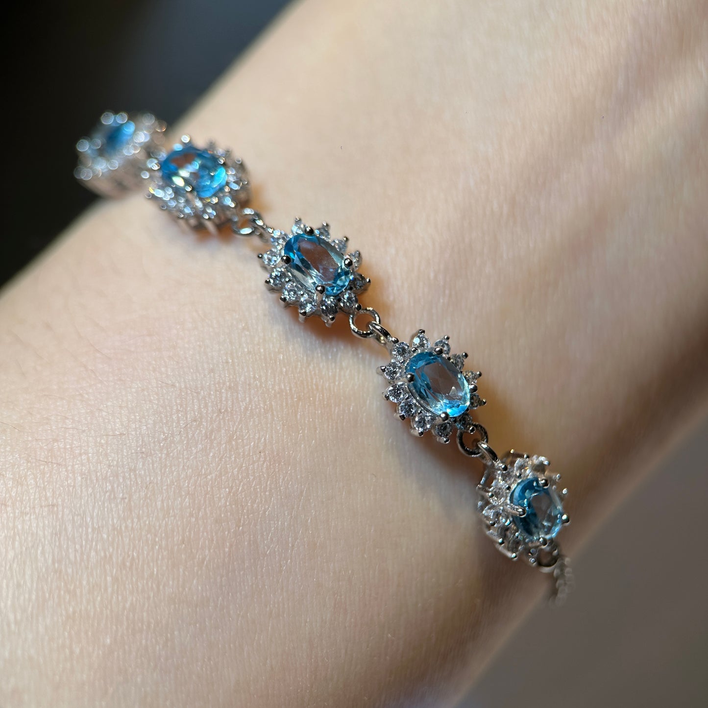 Blue Sunflowers: Natural Blue Topaz Silver Bracelet