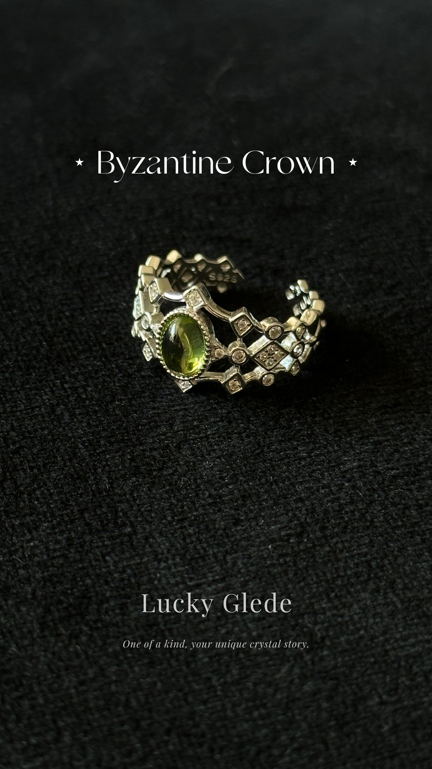 Vintage Charm Peridot S925 Ring