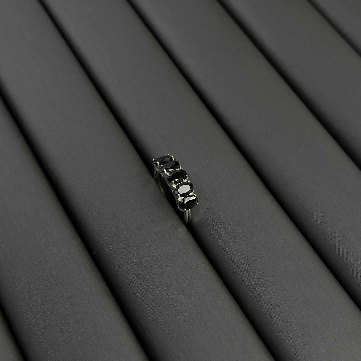 Trendsetter Black Spinel S925 Ring