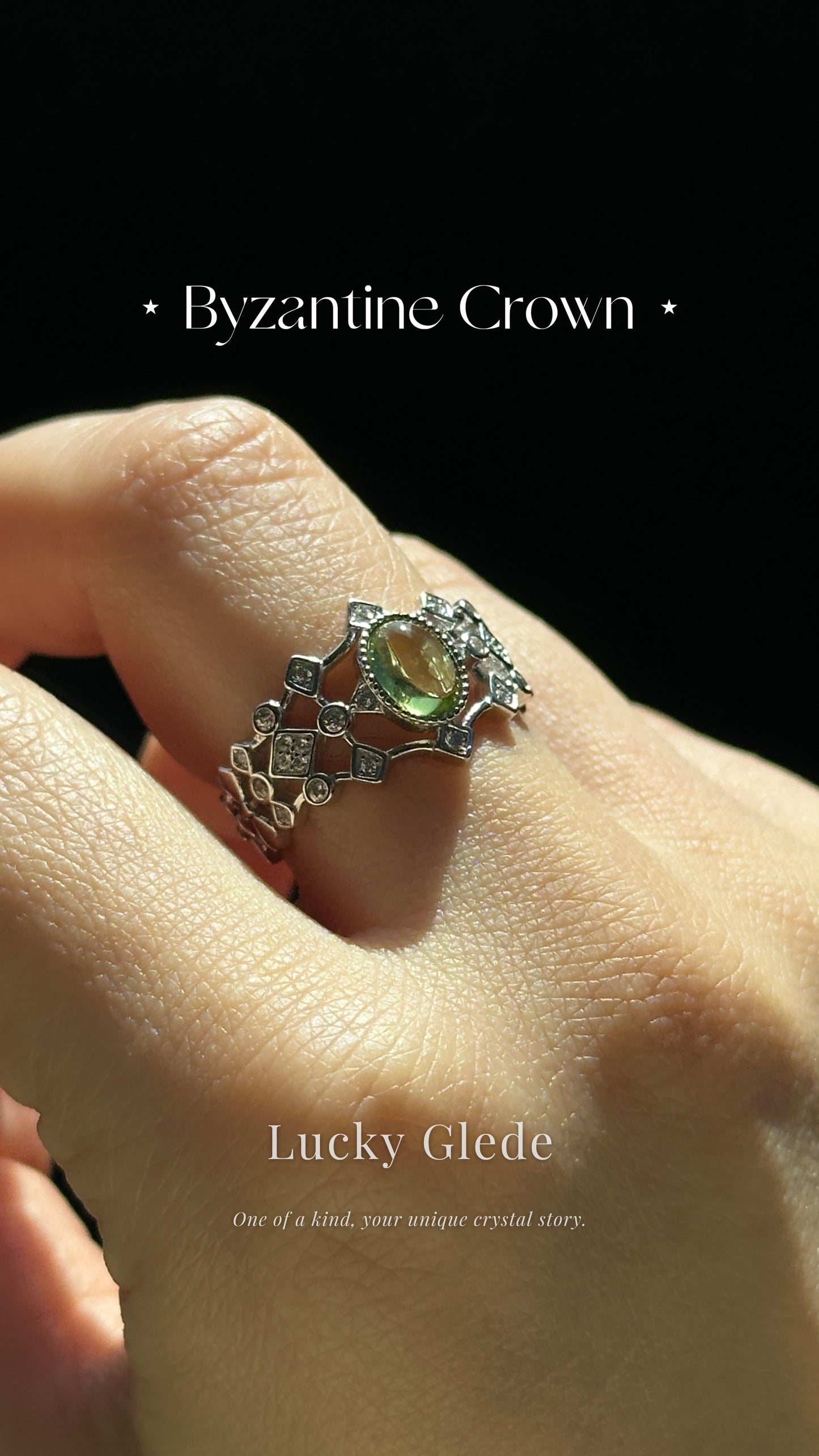 Vintage Charm Peridot S925 Ring