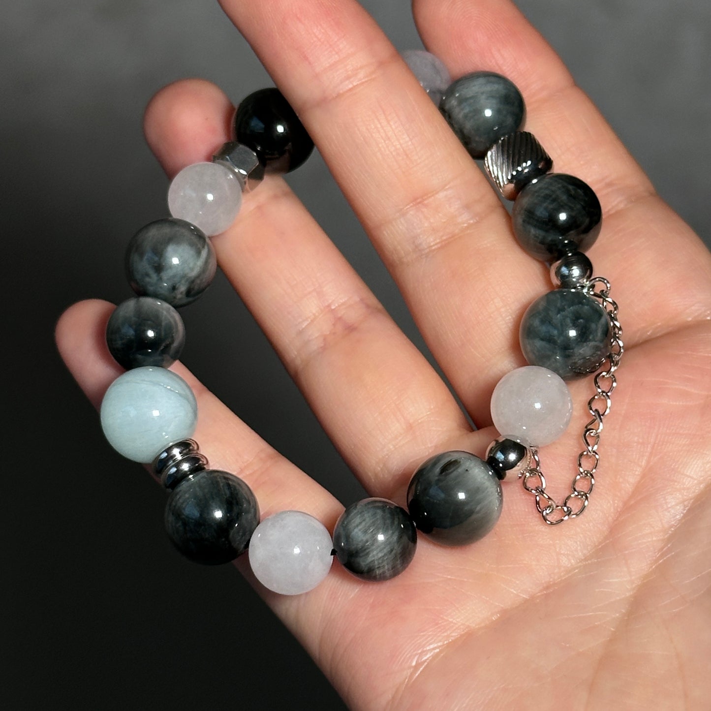 【Handmade】Hawk's Eye, White Agate, and White Jade Bracelet