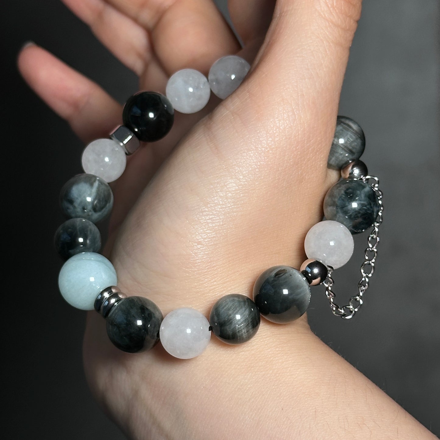【Handmade】Hawk's Eye, White Agate, and White Jade Bracelet