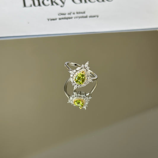 Celestial Star Peridot S925 Ring