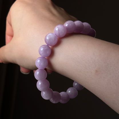 Kunzite Crystal Bracelet: The Guardian of Love