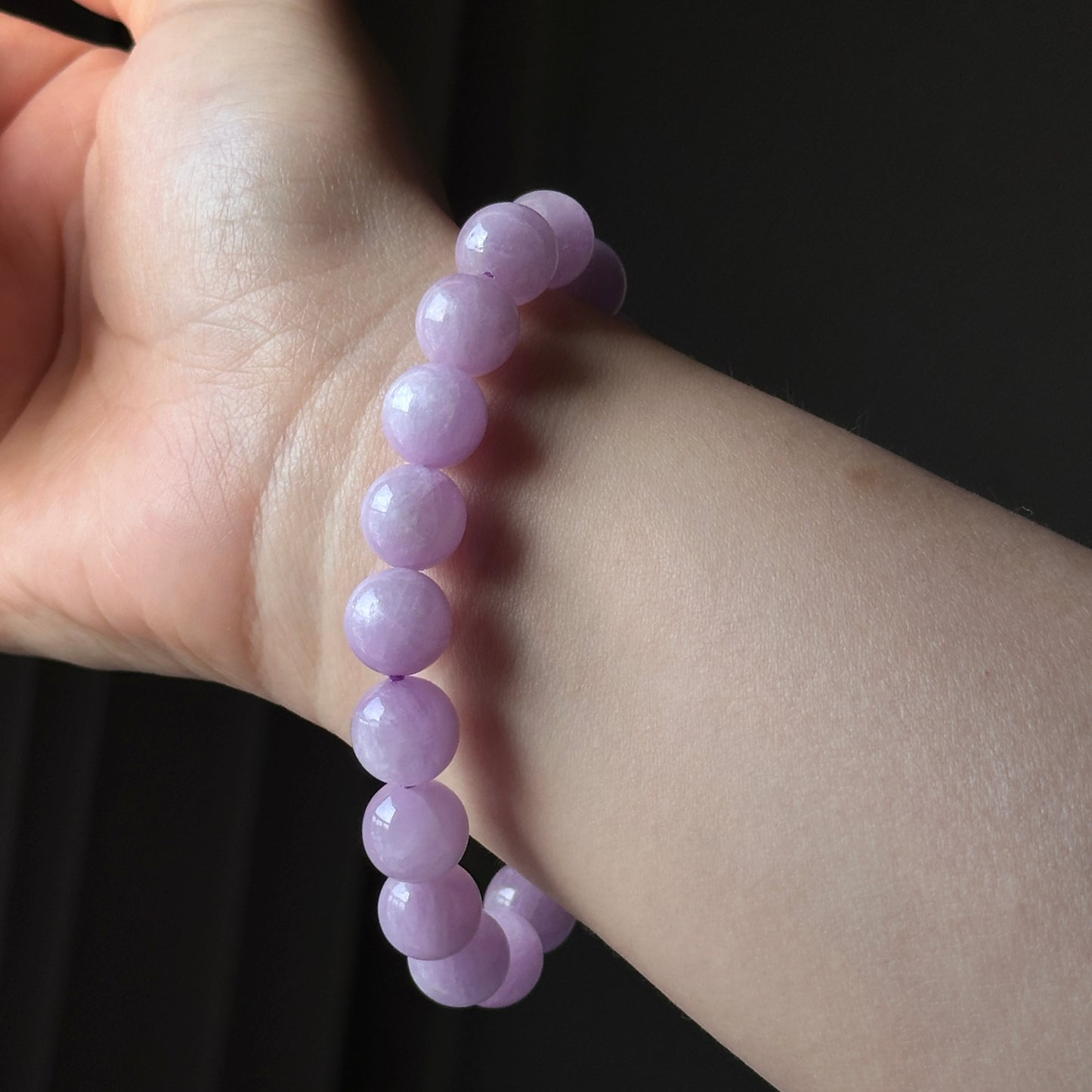 Kunzite Crystal Bracelet: The Guardian of Love