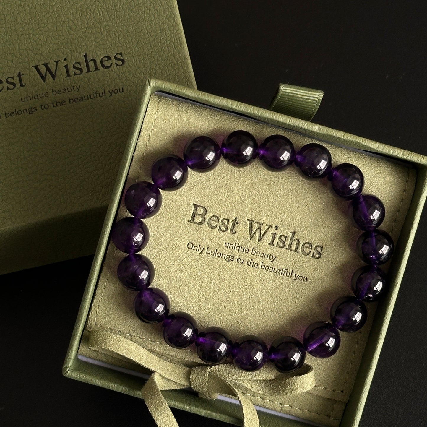 Amethyst bracelet: a symbol of wisdom and tranquility