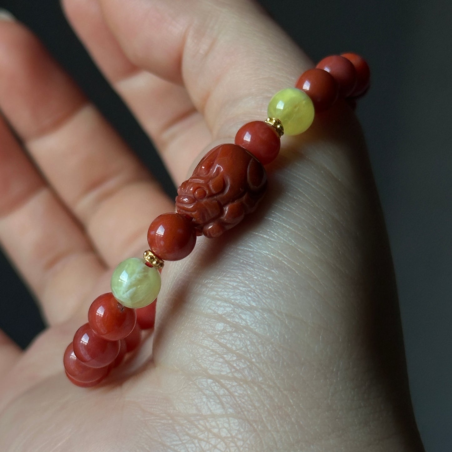 South Red Agate Bracelet: PiXiou With Beeswak