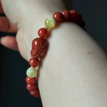 South Red Agate Bracelet: PiXiou With Beeswak