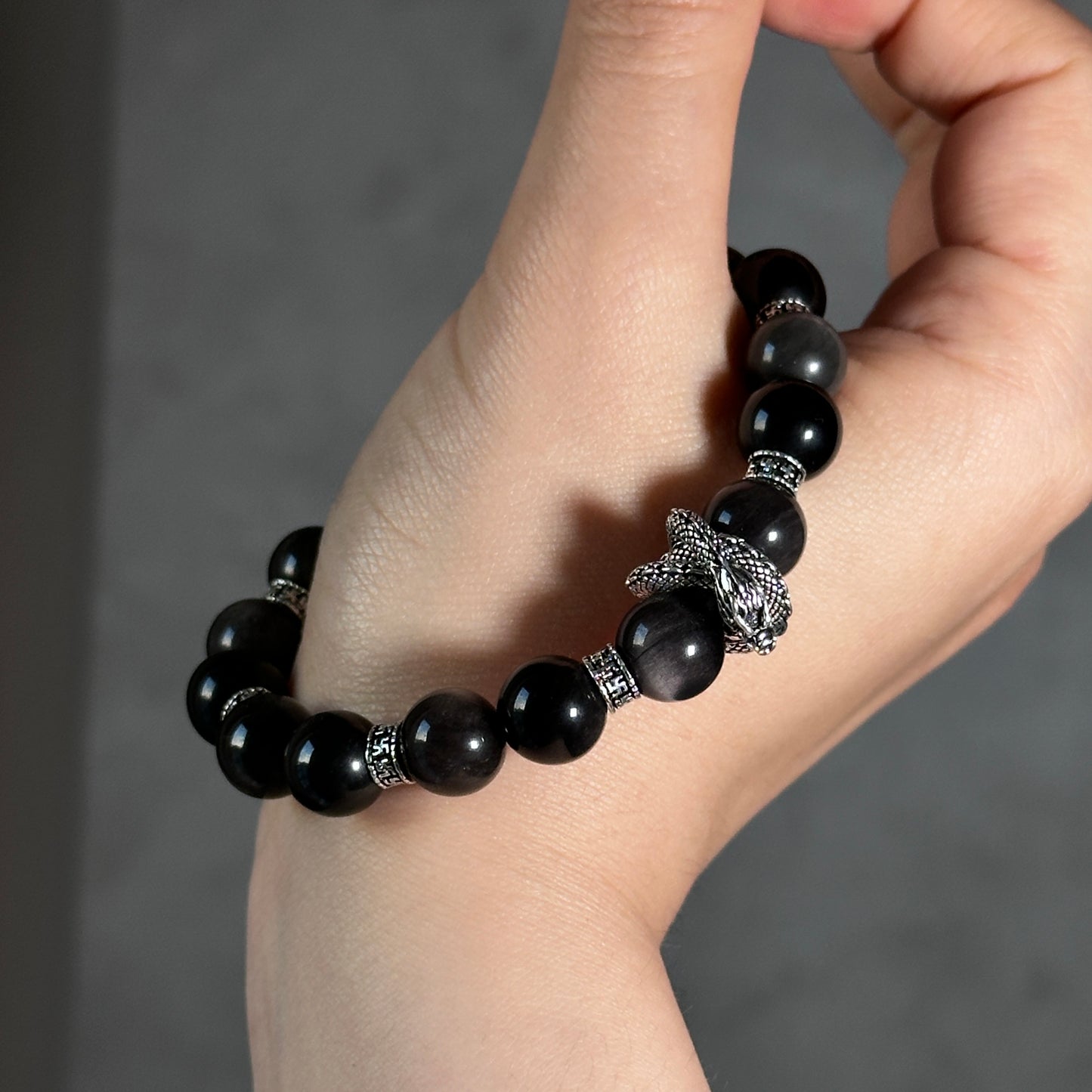 Silver Obsidian Bracelet [Dragon]: Energy Guardian of the Mysterious Night Sky