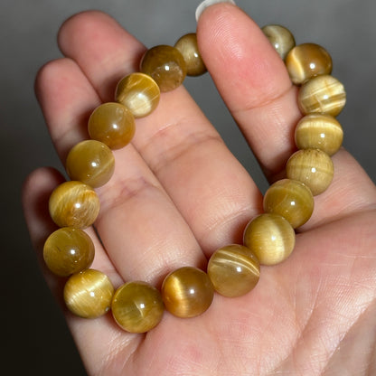 Tiger's Eye Crystal Bracelet: Your Stone of Courage